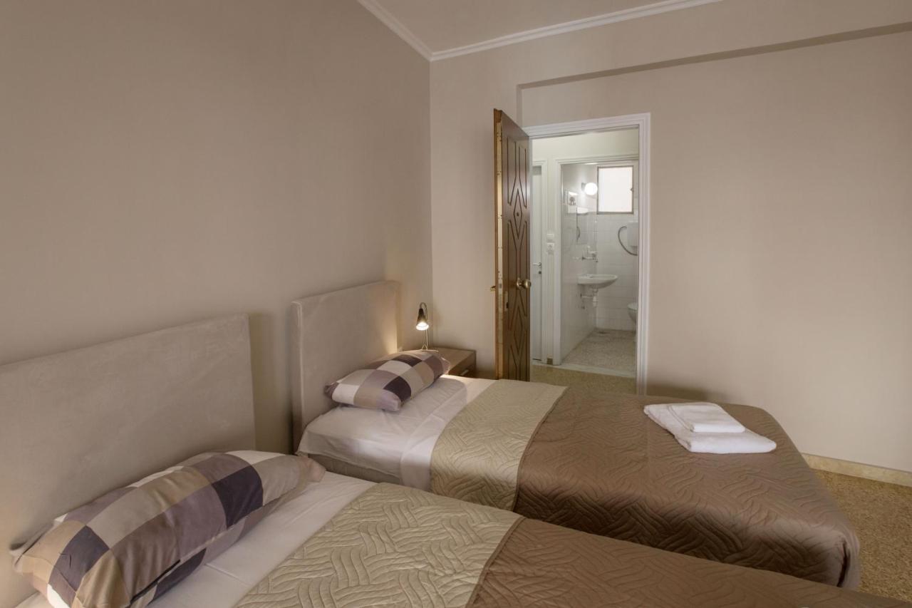 Leonidas Loft In The Heart Of Athens By Ghh ภายนอก รูปภาพ